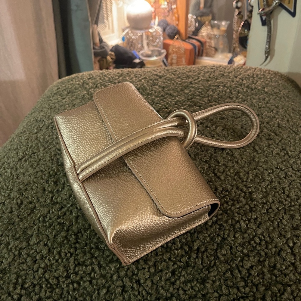 Chantecaille Gold Leather clutch unique elegant date night small summer purses - Picture 3 of 5